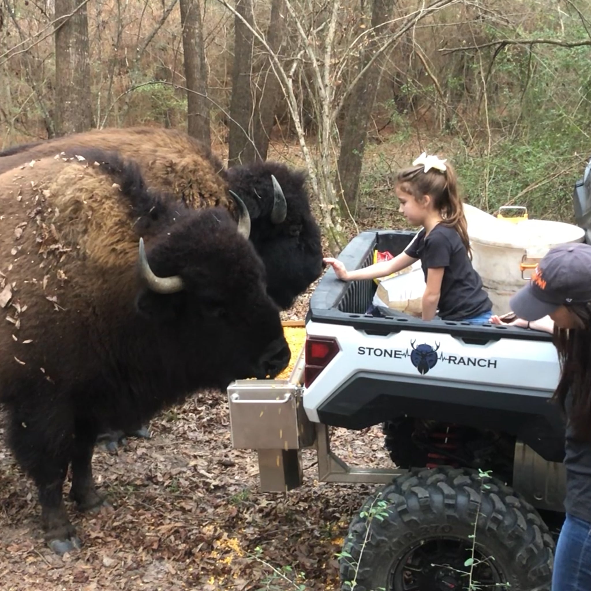 Aluminum Road Feeder – Ultimate Durability and Efficiency