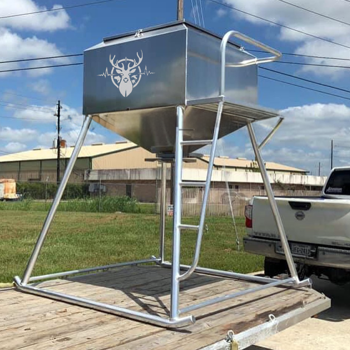 2000 lb. Aluminum Feeder – Durable and Dependable Feeding Solution