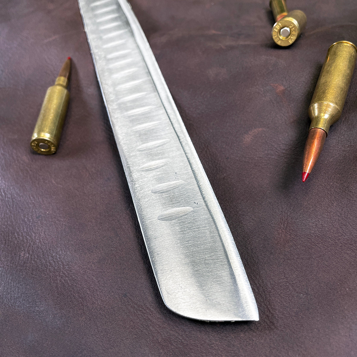 Heartbeat of a Hunter Brisket Knife – Precision and Elegance for Every Cut