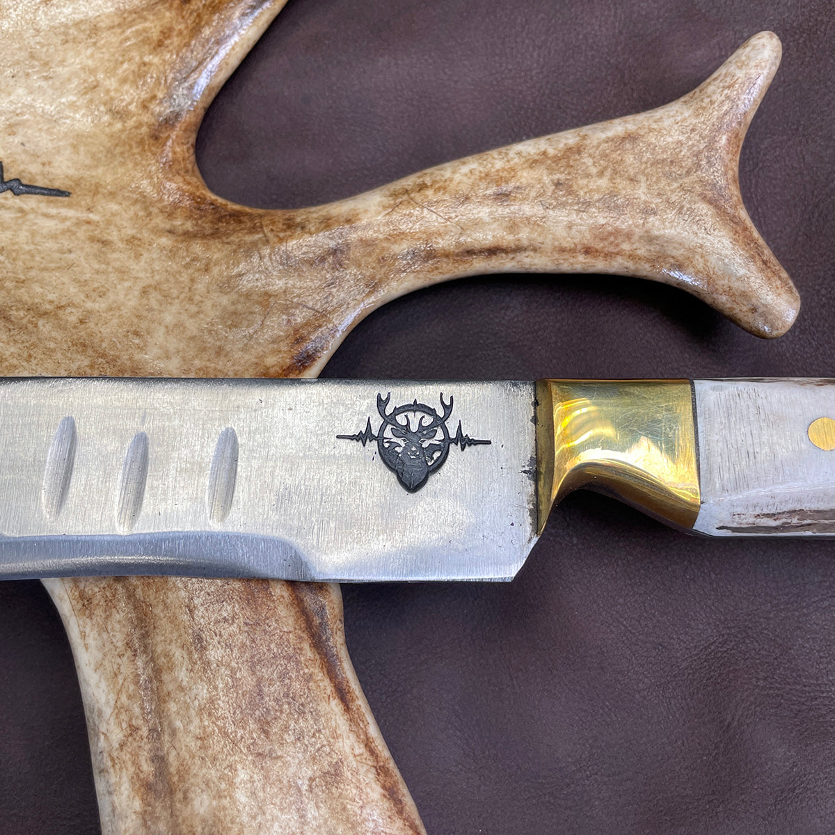 Heartbeat of a Hunter Brisket Knife – Precision and Elegance for Every Cut