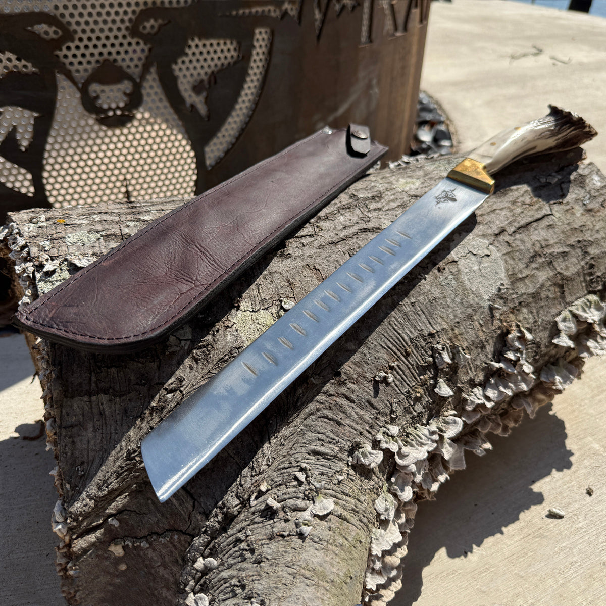 Heartbeat of a Hunter Brisket Knife – Precision and Elegance for Every Cut