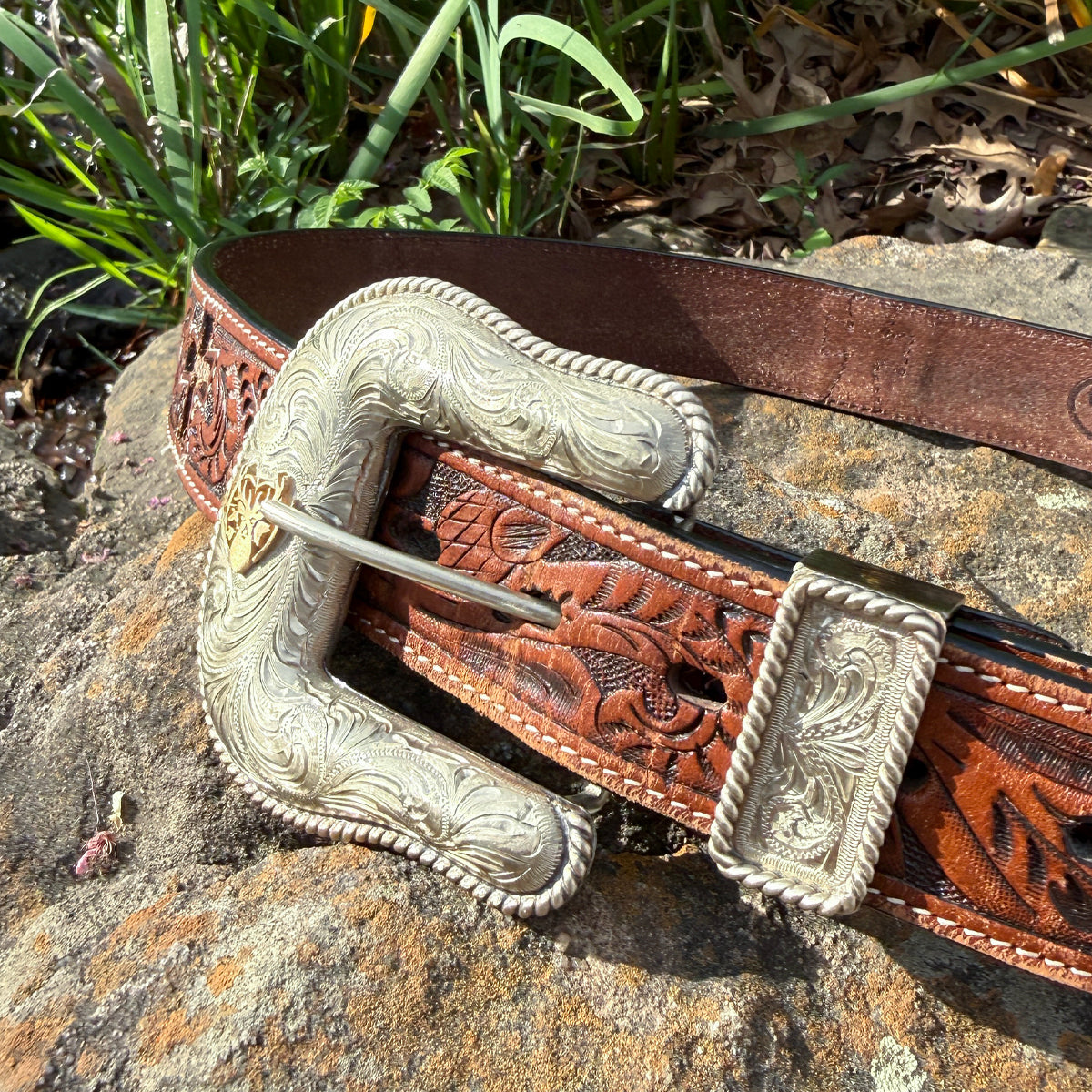 Heartbeat of a Hunter Domed Western Belt Buckle