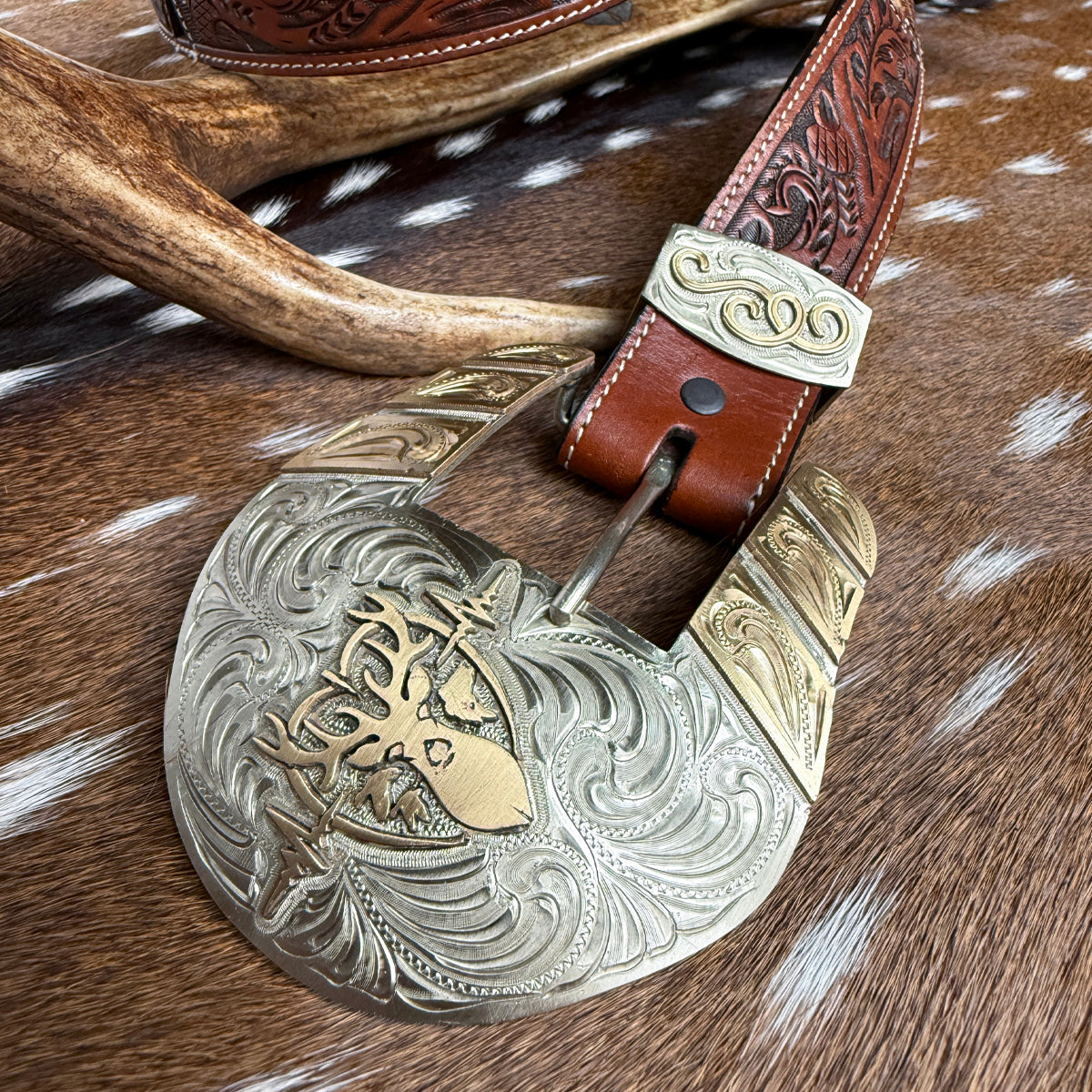 Heartbeat of a Hunter Large Traditional Belt Buckle