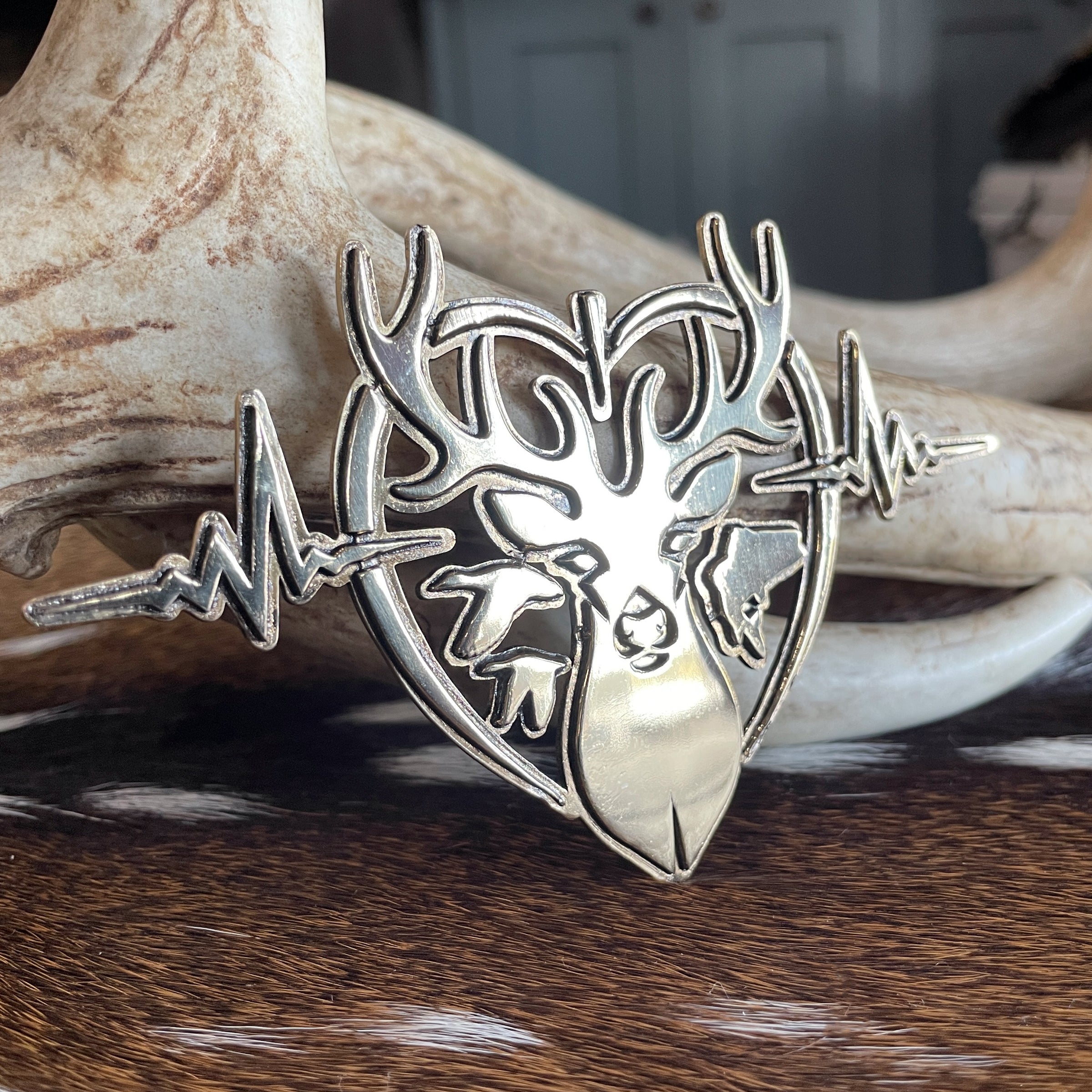 Heartbeat of a Huntress Emblem