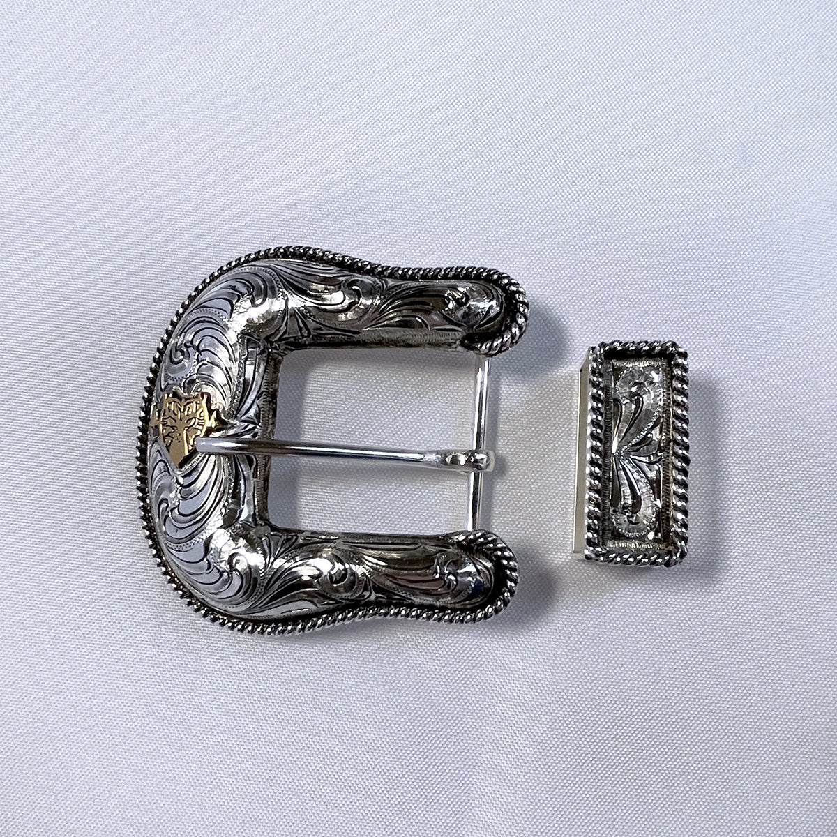 Heartbeat of a Hunter Domed Western Belt Buckle