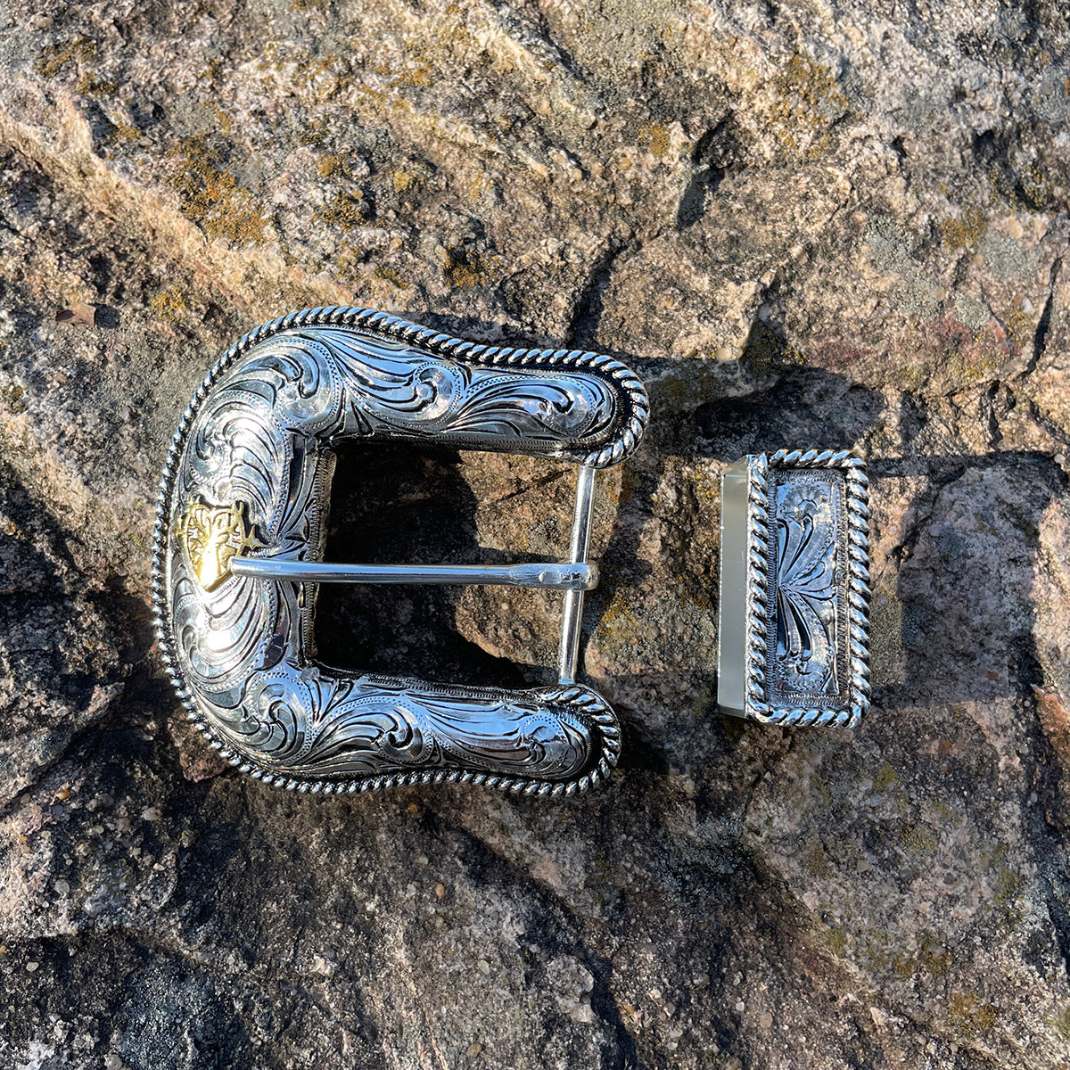Heartbeat of a Hunter Domed Western Belt Buckle