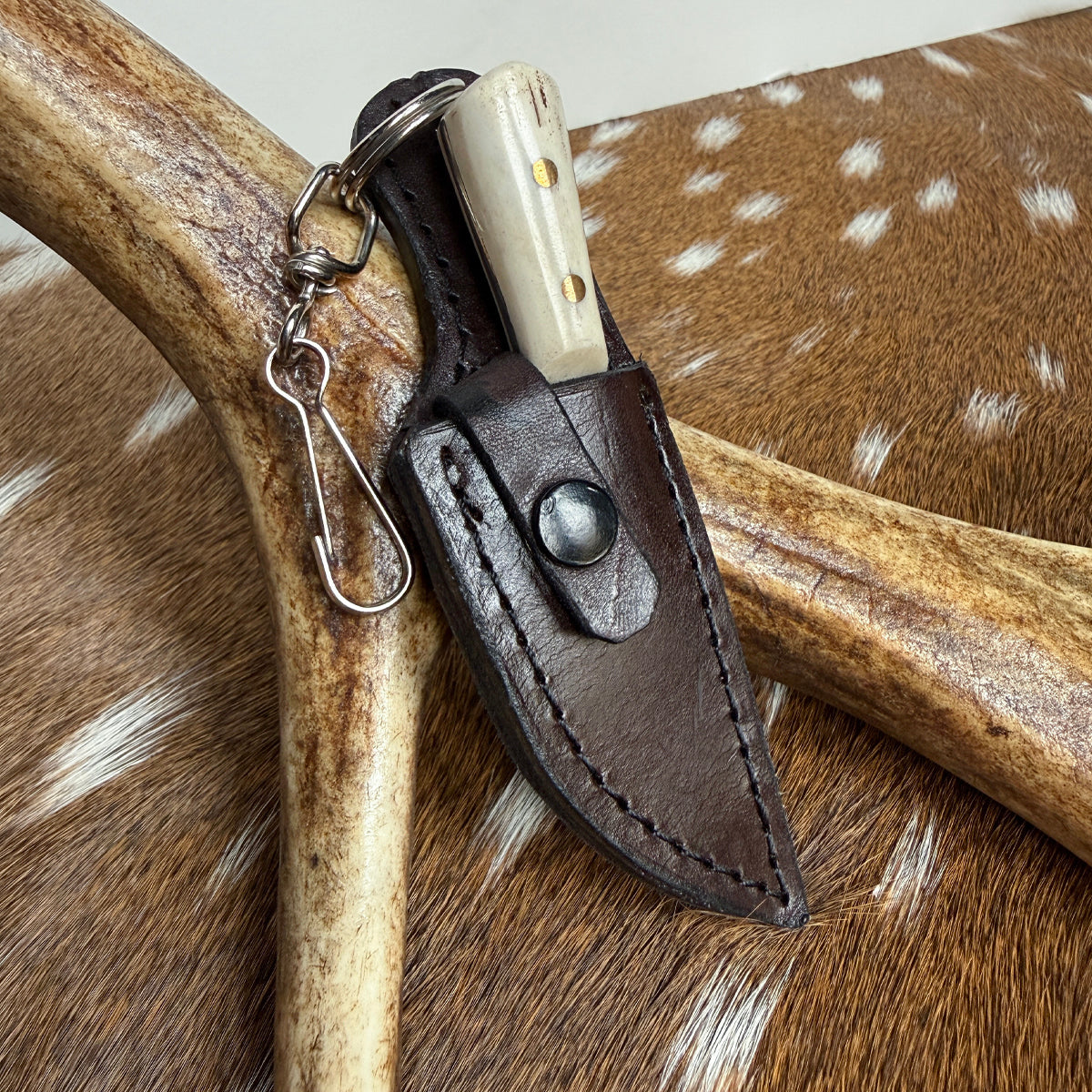 Hand-Forged Keychain Knife – Small Blade, Serious Craftsmanship