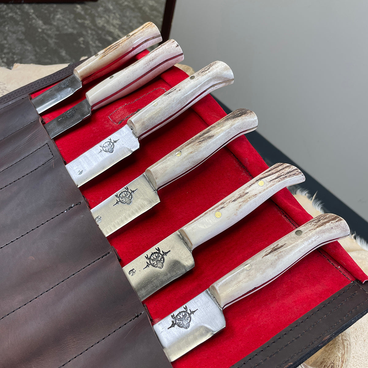 Heartbeat of a Hunter "The Wranglers" Steak Knives – Elevate Your Dining Experience in the Wild