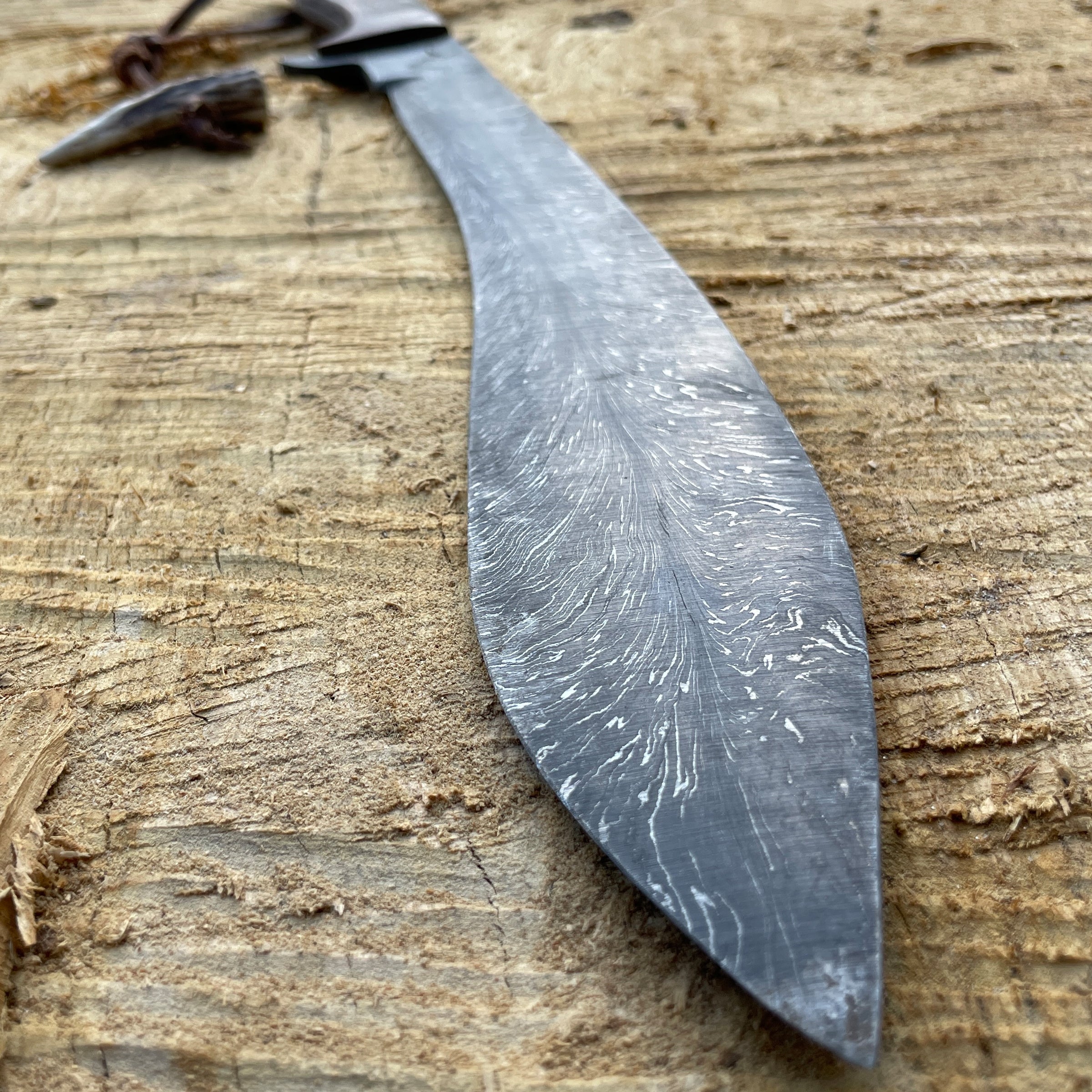 Heartbeat of a Hunter Handmade Forged Kukri Knife – A Masterpiece of Craftsmanship