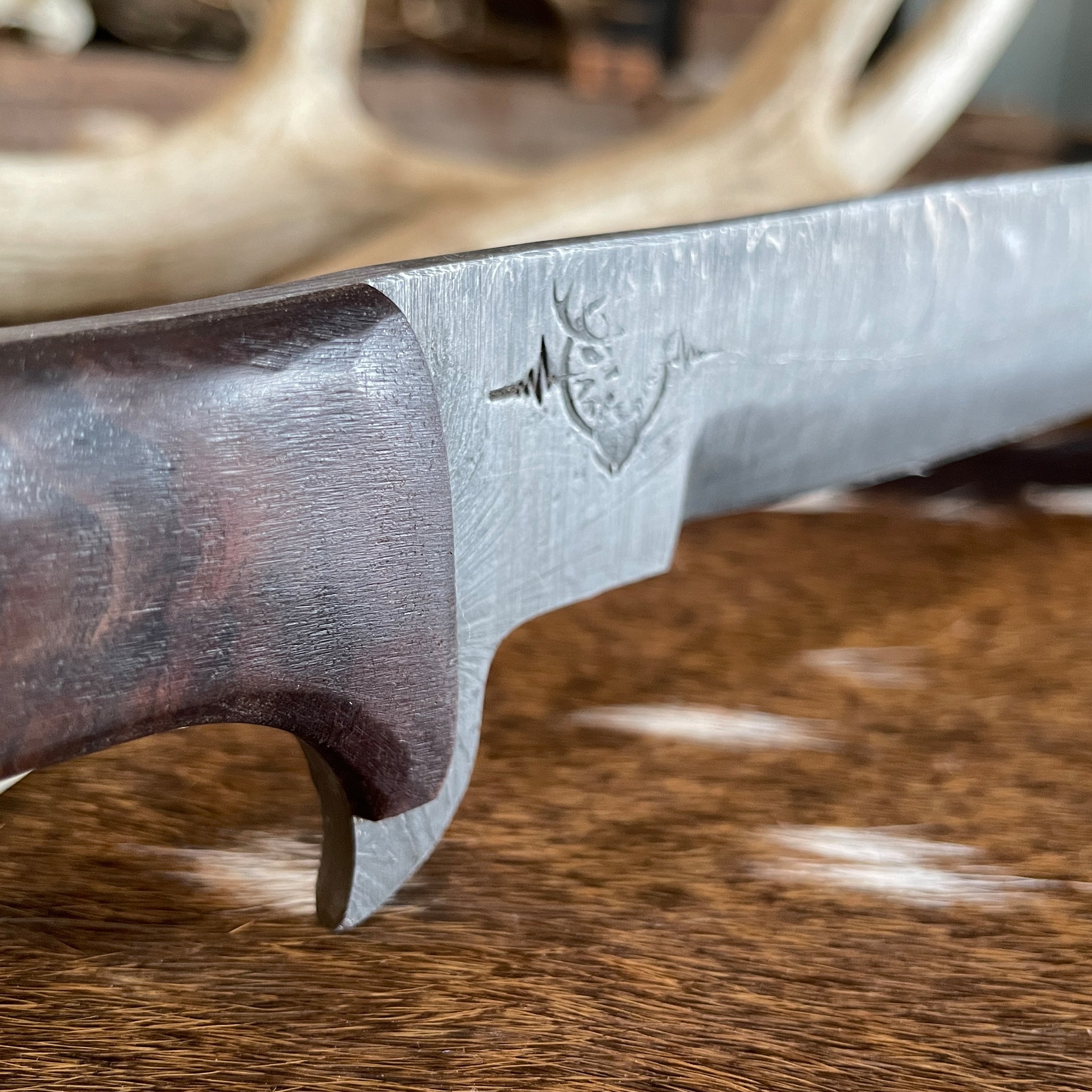 Heartbeat of a Hunter Handmade Forged Kukri Knife – A Masterpiece of Craftsmanship