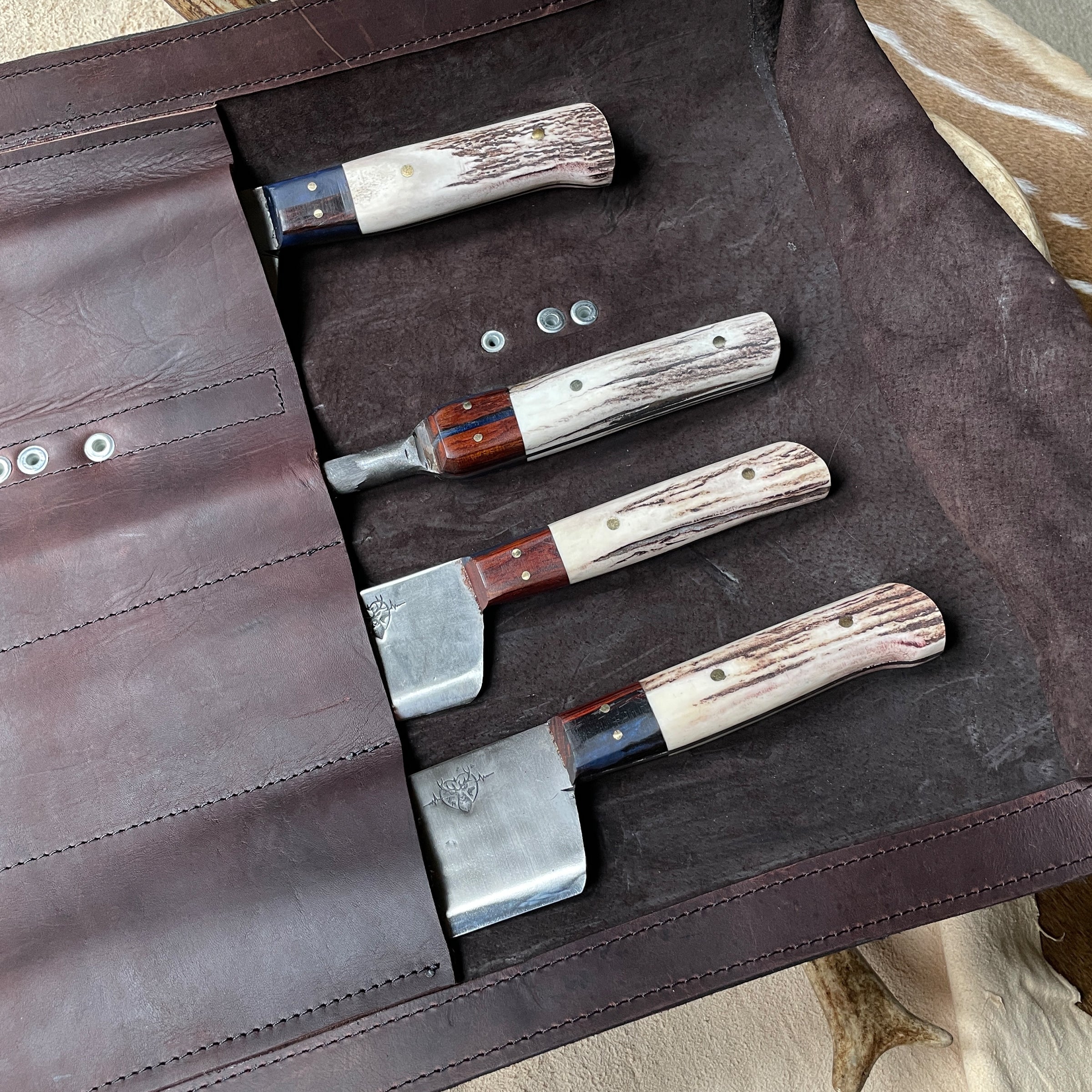 Heartbeat of a Hunter "The Huntress" Knife Roll – Elevate Your Culinary Adventure