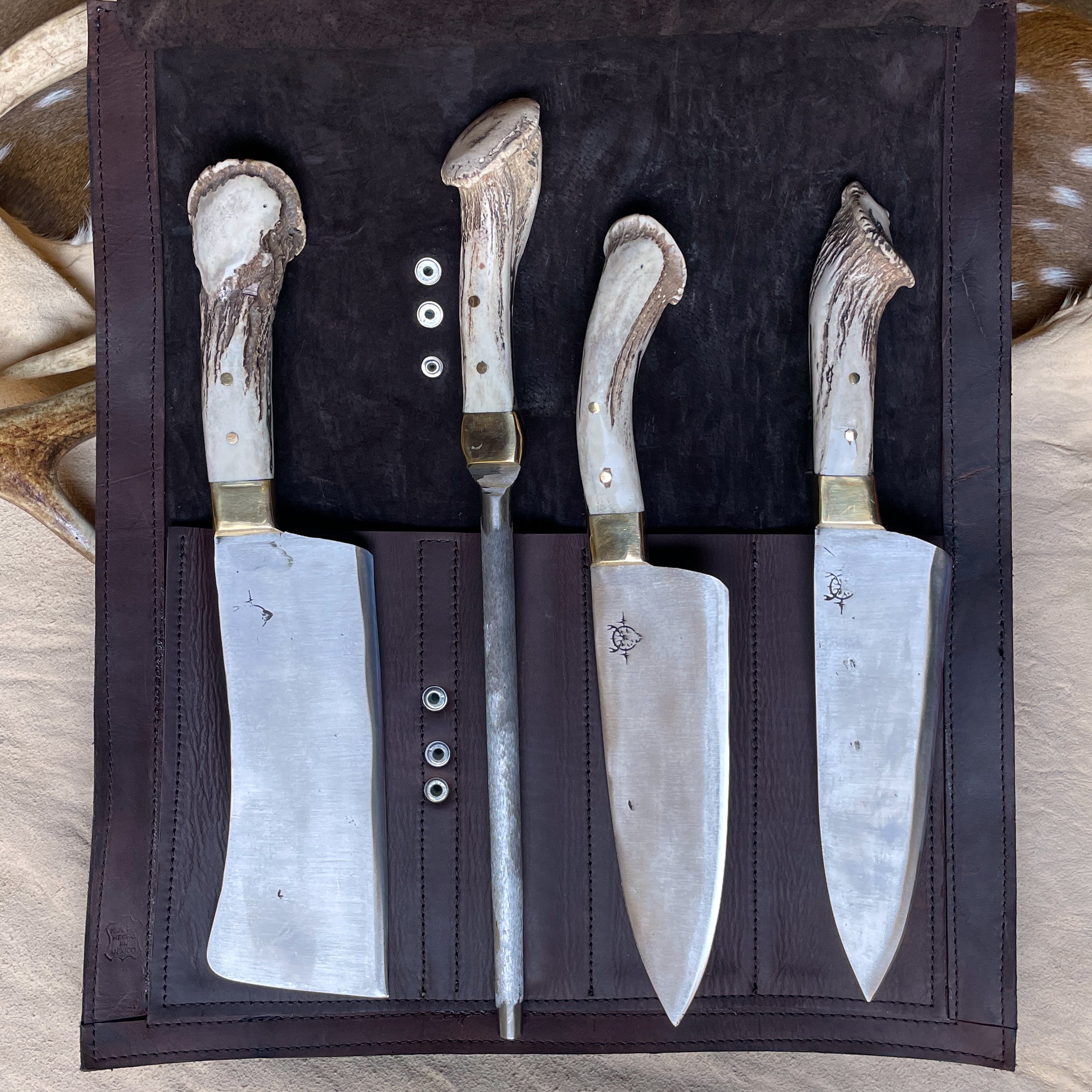 Heartbeat of a Hunter "The Huntress" Knife Roll – Elevate Your Culinary Adventure