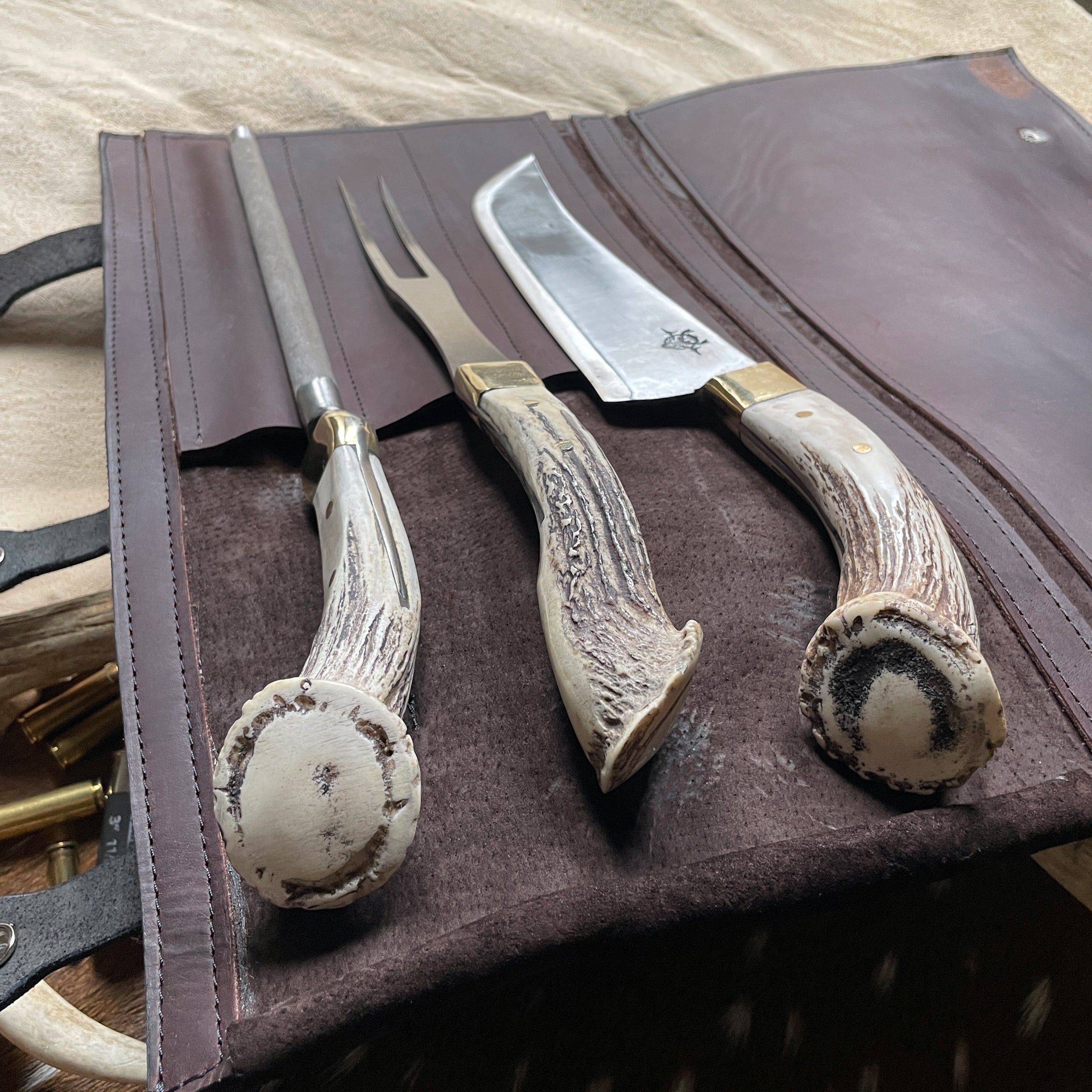 Heartbeat of a Hunter Leather Menu Case – Your Culinary Companion on the Go