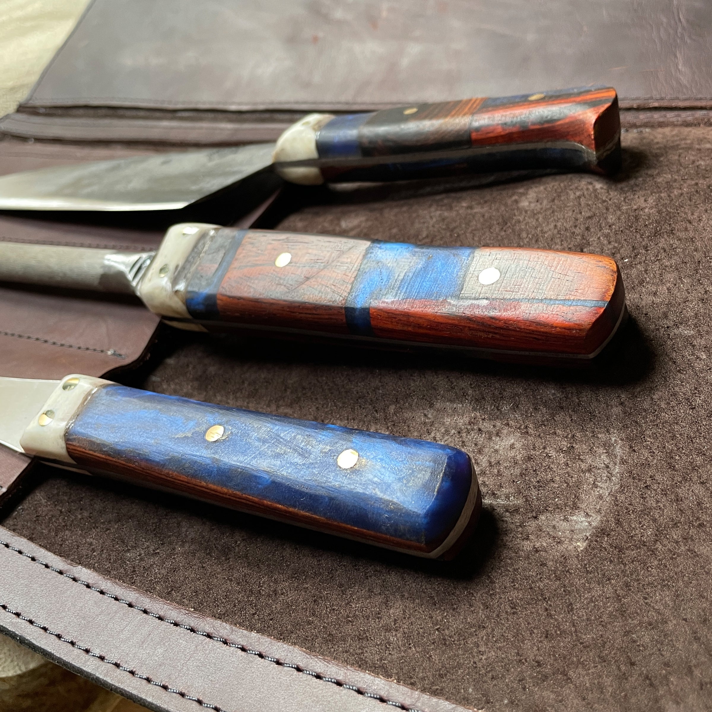 Heartbeat of a Hunter Leather Menu Case – Your Culinary Companion on the Go