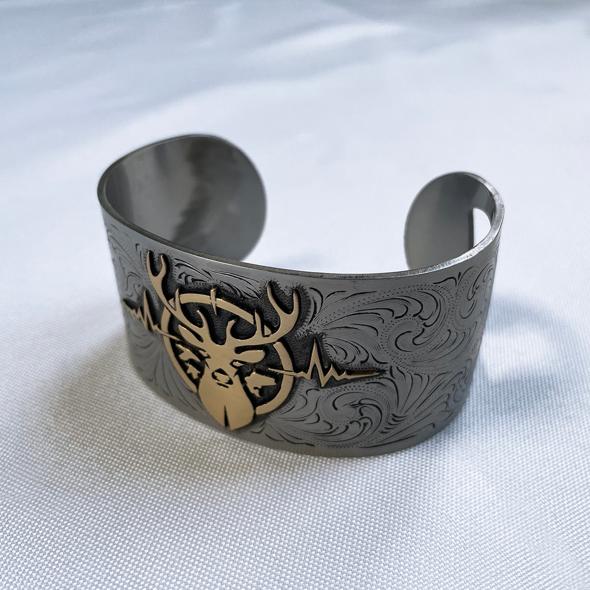 Heartbeat of a Hunter Bottle Opener Bracelet