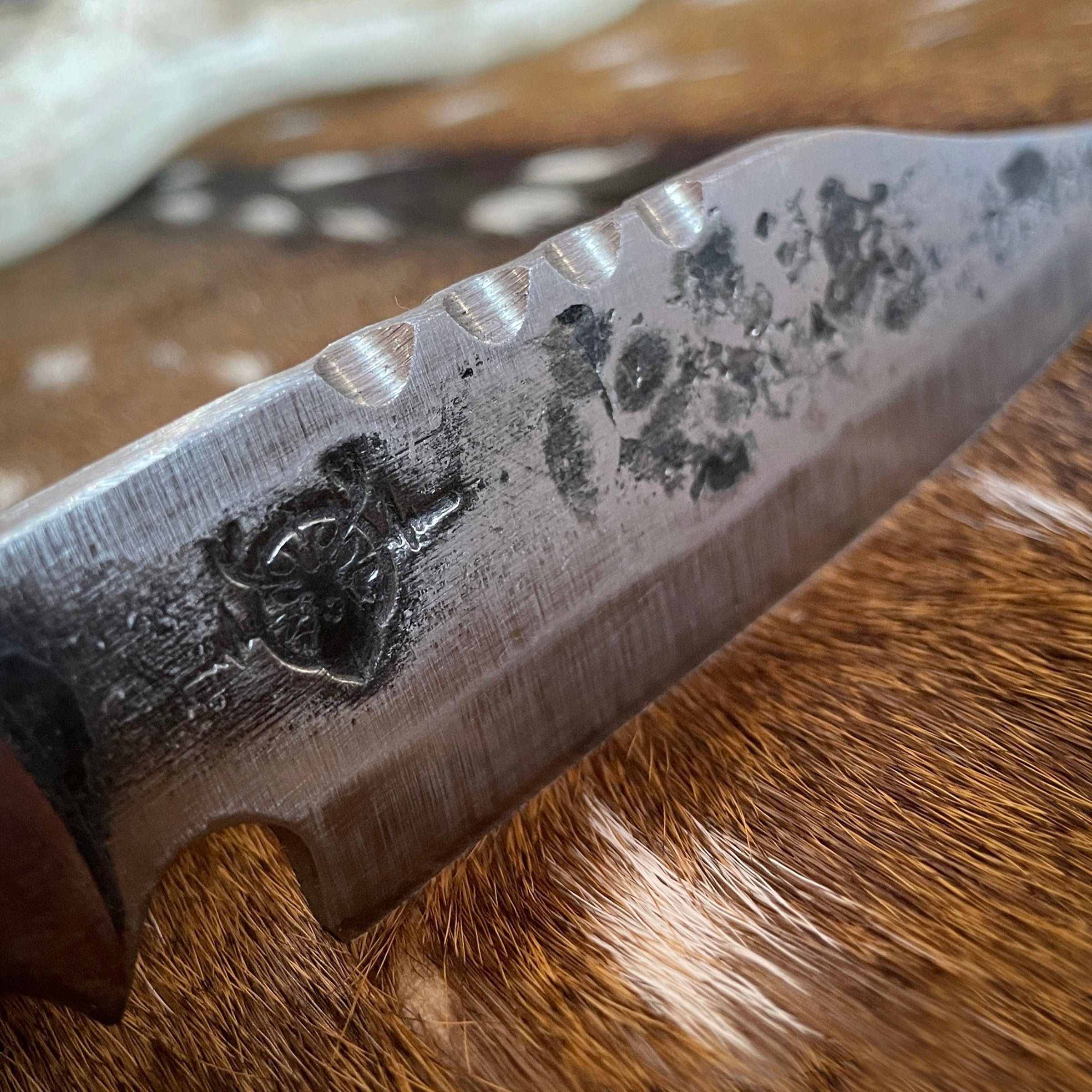 Heartbeat of a Hunter "The Skinner" Knife – Precision and Craftsmanship in Your Hand