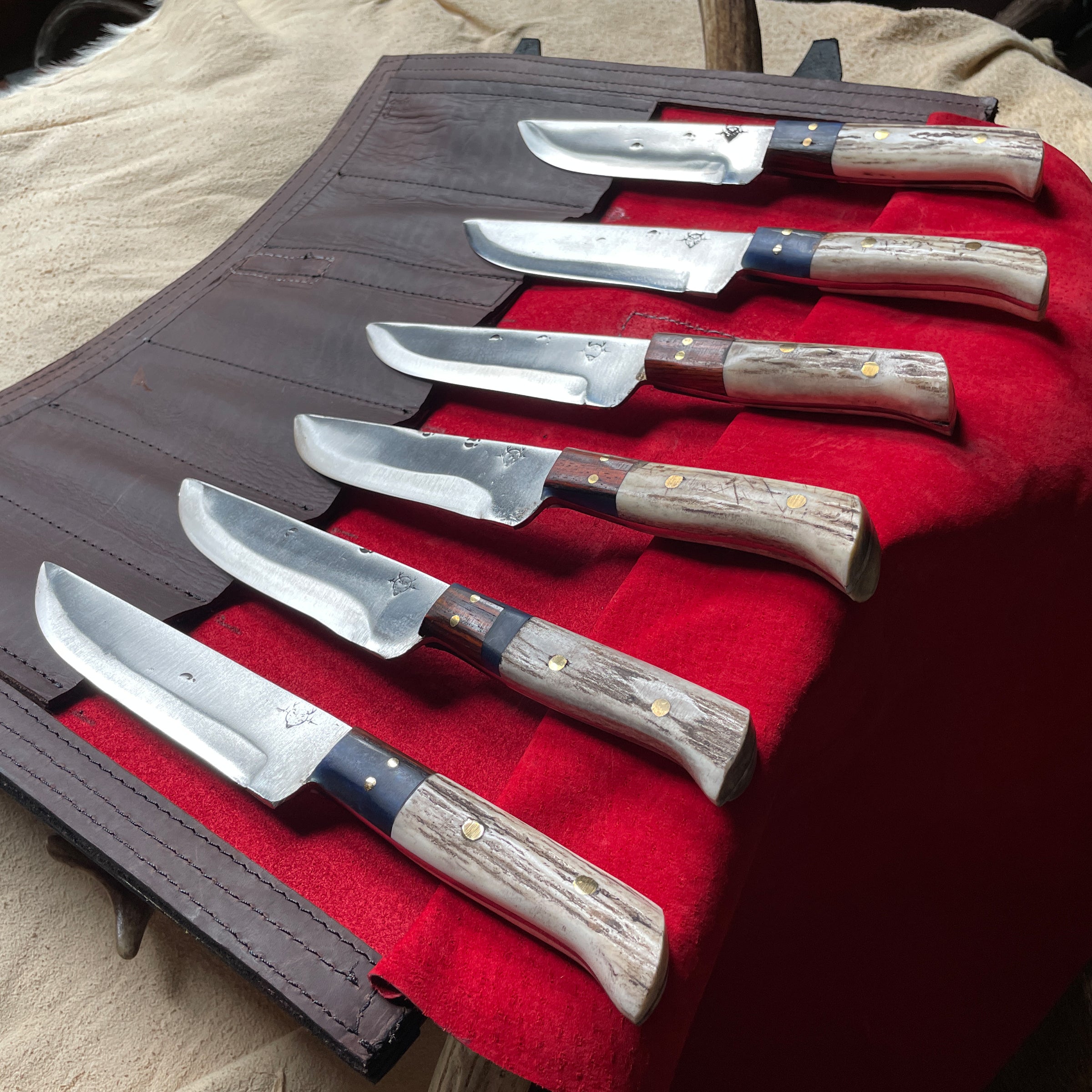 Heartbeat of a Hunter "The Wranglers" Steak Knives – Elevate Your Dining Experience in the Wild