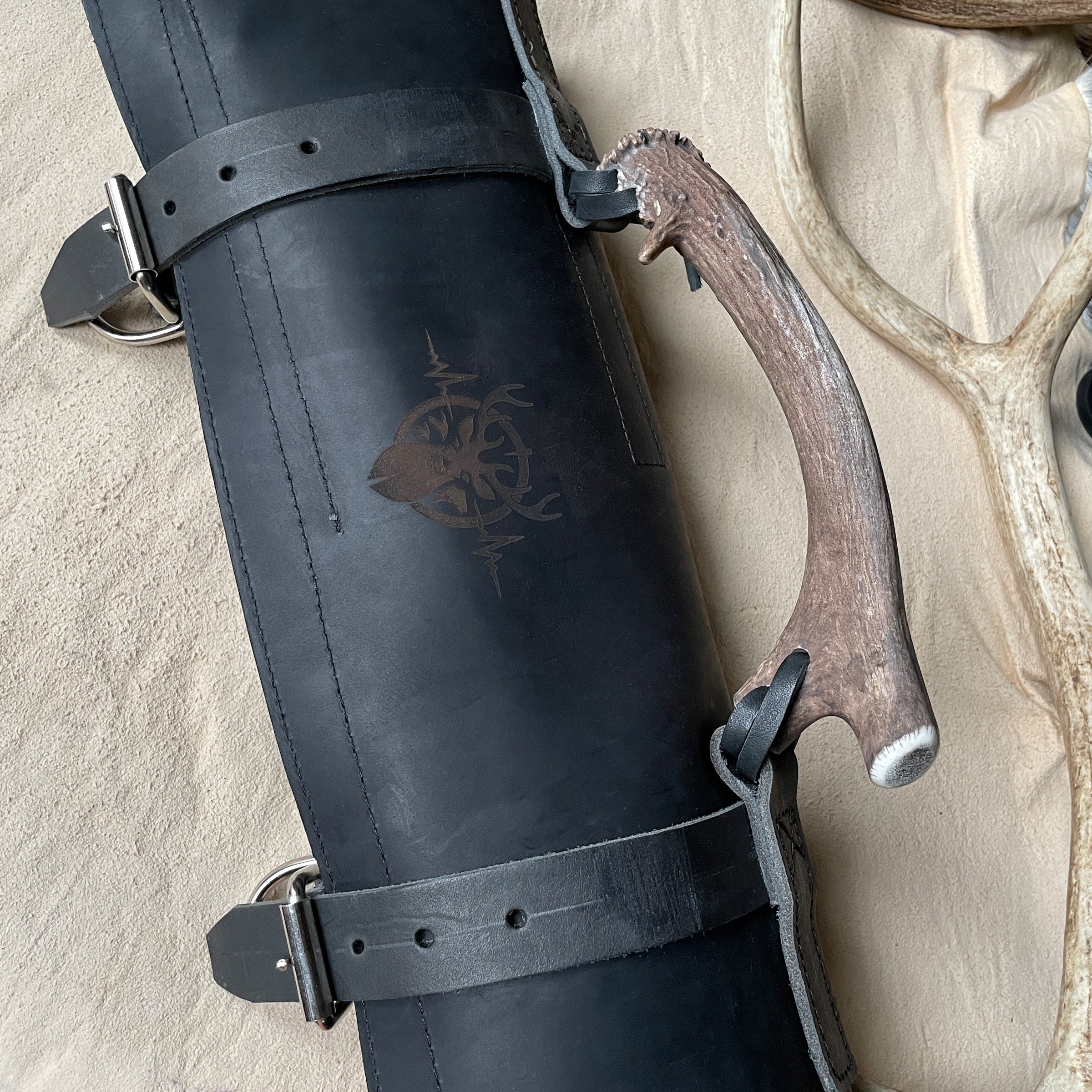 "Campfire Essentials" Leather Knife Roll – Premium Protection and Convenience